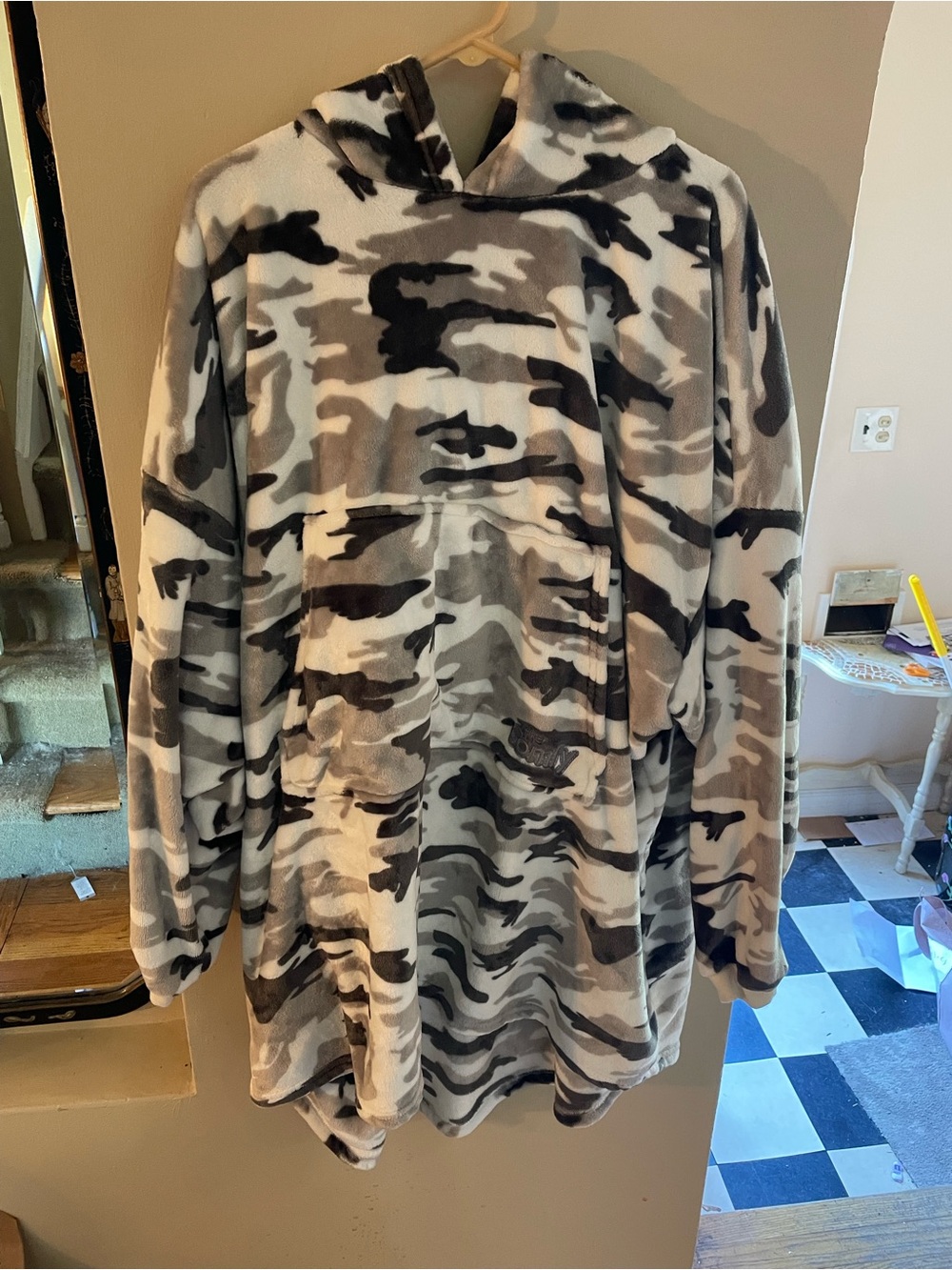 The comfy grey and white Camouflage print Plush Hoodie Pullover